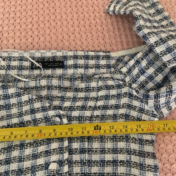 Zara Blue and White Tweed Off-Shoulder Crop Top - Small - Picture 6 of 9